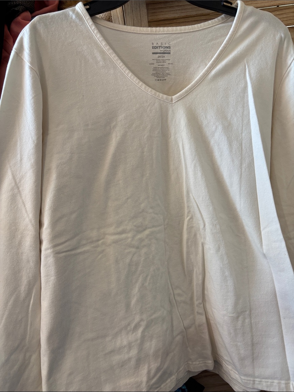 Basic Editions V-Neck Long-Sleeve  Tee 2X